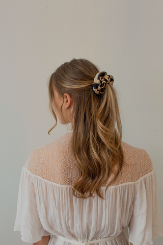 Leopard scrunchie