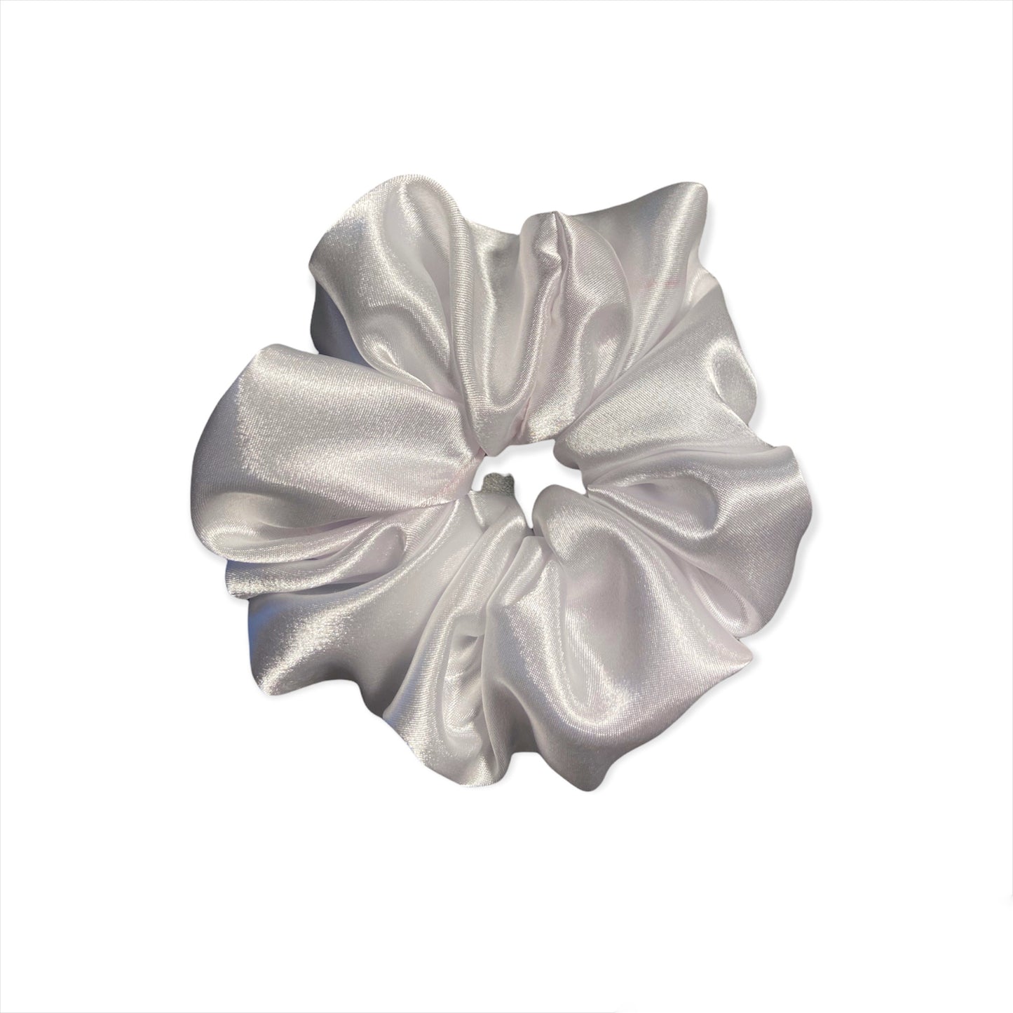 Hvit sateng scrunchie